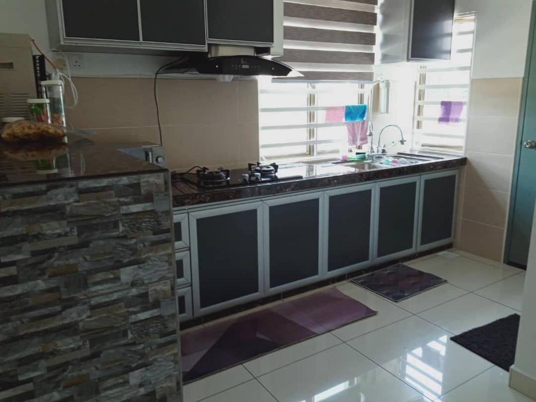 Baituljannah Homestay באטו פאהאט מראה חיצוני תמונה